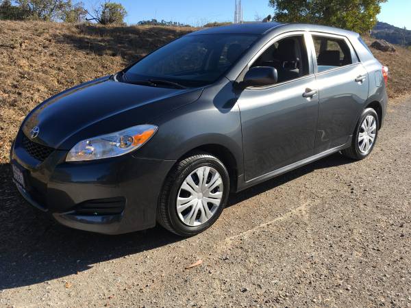 Toyota Matrix. 1 owner. NO Accidents. LOW Miles. - cars & trucks -... for sale in San Rafael, CA – photo 2