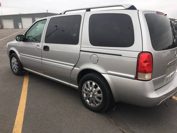 2005 Buick Terraza CXL - cars & trucks - by owner - vehicle... for sale in Casper, WY – photo 2