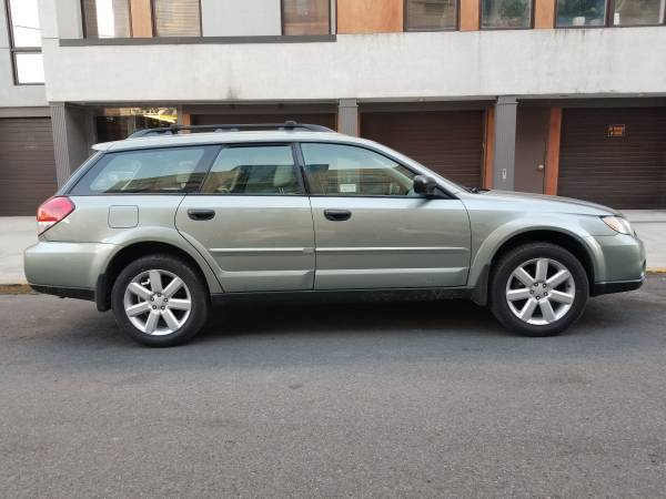 2009 Subaru Outback - Manual - 90,000 miles for sale in Center Moriches, NY – photo 4