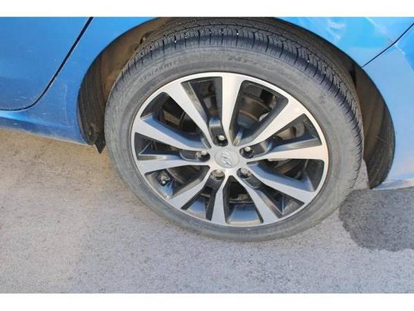2018 Hyundai Elantra GT Base - hatchback - - by dealer for sale in Bartlesville, OK – photo 7
