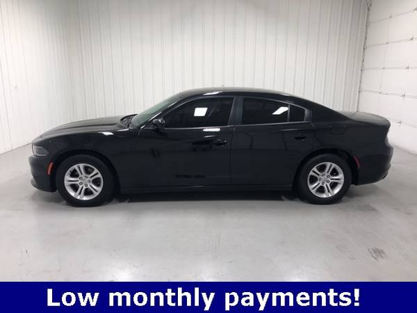 Sporty Black 2016 Dodge Charger SE 4D Sedan w Alloy Wheels For Sale for sale in Ripley, MS – photo 8