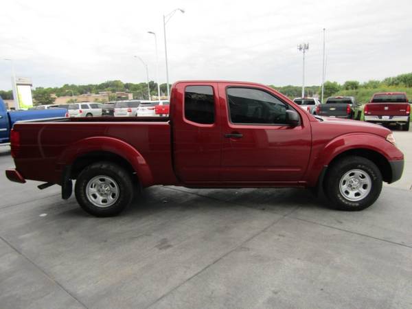 2018 *Nissan* *Frontier* *King Cab 4x2 S Automatic* - cars & trucks... for sale in Council Bluffs, NE – photo 8