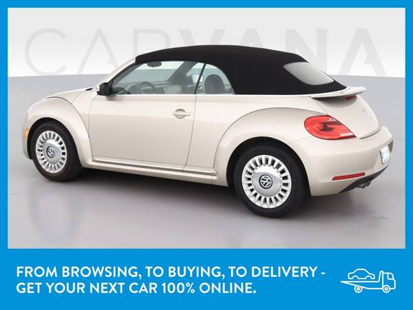 2013 VW Volkswagen Beetle 2 5L Convertible 2D Convertible Beige for sale in Chatham, IL – photo 5