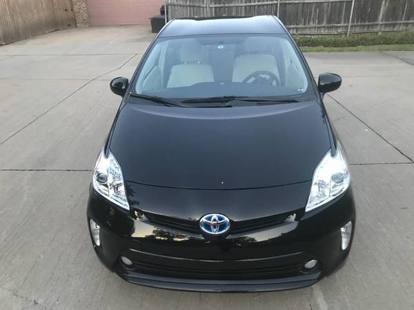 2011 Toyota Prius 122K Miles $5995 firm cash - cars & trucks - by... for sale in Carrollton, TX – photo 2