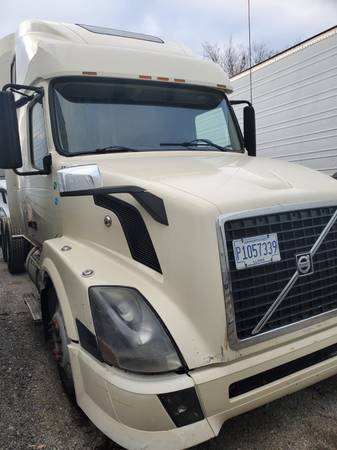 2006 Volvo Vnl for sale in Chicago heights, IL – photo 3