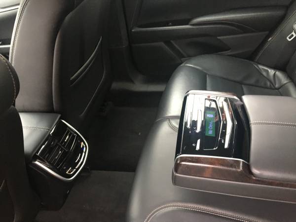 2018 Cadillac XTS livery pkg 1 owner leather navigation cam low for sale in Brooklyn, NY – photo 9