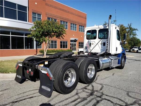 2012 Freightliner® CASCADIA 125 for sale in Colfax, NC – photo 6