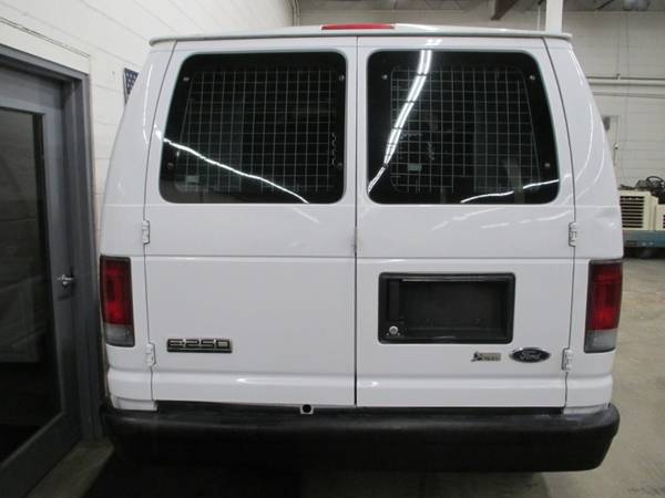 2009 Ford E-250 Econoline Cargo Van - - by dealer for sale in Highland Park, IL – photo 11