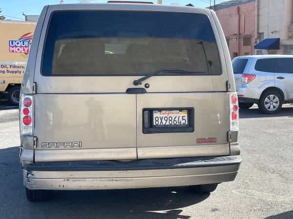 2001 GMC SAFARI JUST 101000ML - - by dealer - vehicle for sale in Daly City, CA – photo 3