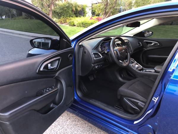 2015 Chrysler 200 - - by dealer - vehicle automotive for sale in Panorama City, CA – photo 9