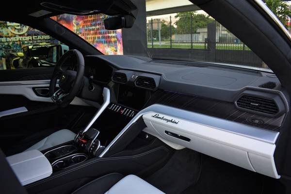2019 Lamborghini Urus Base AWD 4dr SUV SUV - cars & trucks - by... for sale in Miami, NY – photo 23