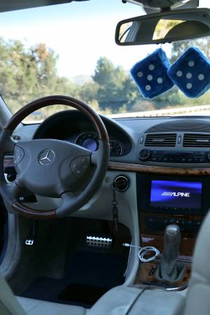 Vintage Blue Mercedes Benz (74, 000 Miles) for sale in Thousand Oaks, CA – photo 10