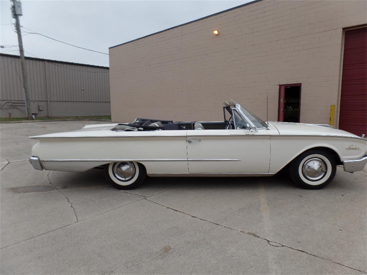 1960 Ford Sunliner for sale in Clinton Township, MI – photo 3