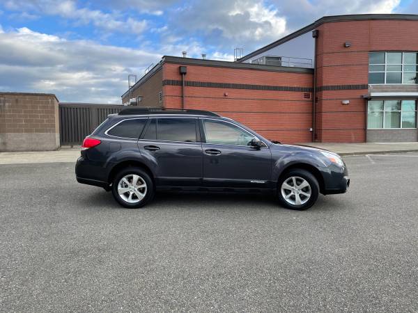 2013 Subaru Outback 2 5 Limited - - by dealer for sale in Lakewood, WA – photo 3