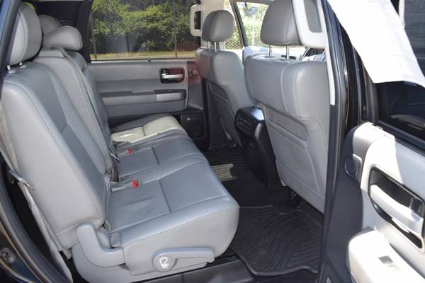 2015 Toyota Sequoia LIMITED - - by dealer - vehicle for sale in Cottage Grove, OR – photo 13