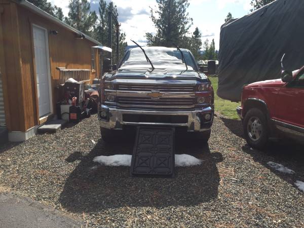 2015 Chevy 2500 duramax hd 4x4 8’ box for sale in Helena, MT – photo 4