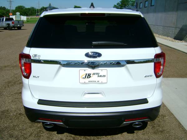 2018 Ford Explorer XLT 4x4, Only 4,273 miles! Tow Pkg! Like New! for sale in Sisseton, ND – photo 8