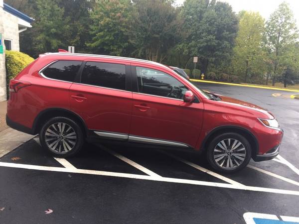 2019 Mitsubishi Outlander SEL S-AWC with Cargo Area Concealed Storage for sale in Fredericksburg, VA – photo 5