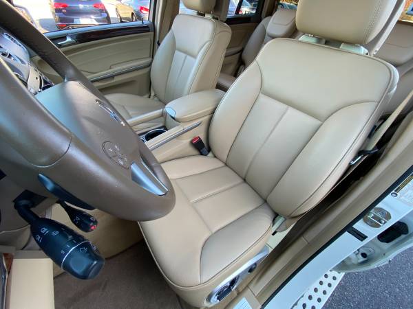 2012 Mercedes-Benz GL450 4MATIC - nav, 3rd row, DVD, 1 owner,... for sale in Middleton, MA – photo 17