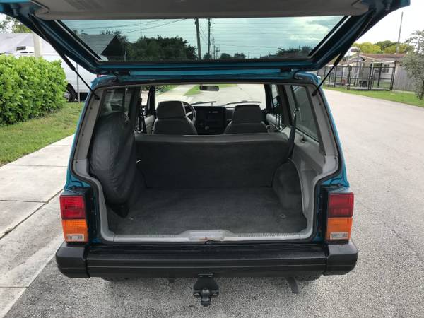 1993 Jeep Cherokee Sport 2-Door 4WD for sale in Hollywood, FL – photo 20
