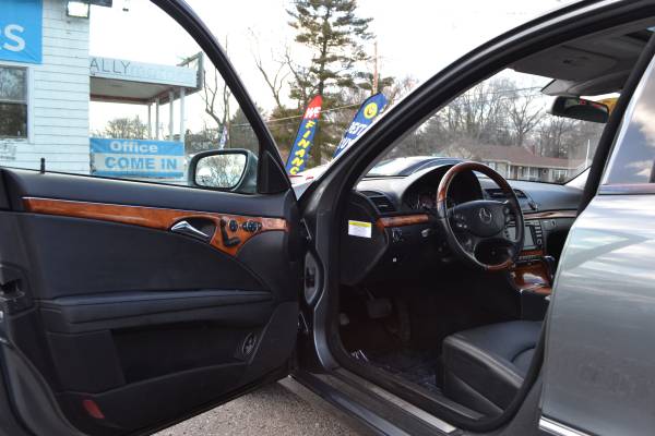 2008 Mercedes-Benz E-Class DRIVER SEAT POWER ADJUSTMENT! HEATED... for sale in Whitman, MA 02382, MA – photo 10