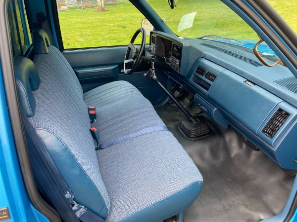 1993 Chevy Silverado 1500 only 80, 000 miles one owner - cars & for sale in Damascus, OR – photo 7