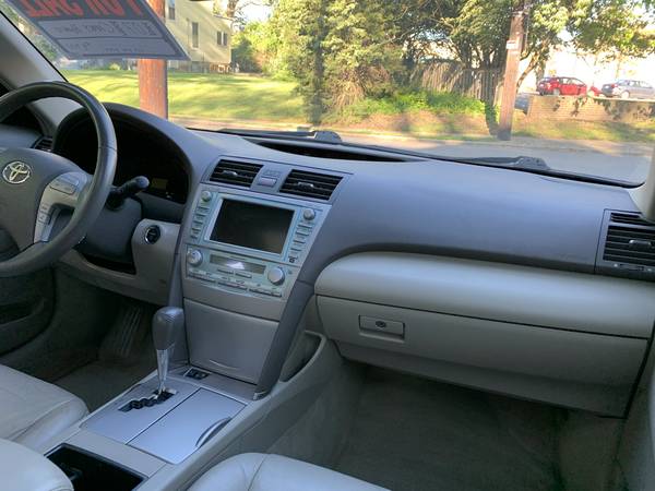 2007 Toyota Camry Hybrid, 185k miles, leather, nav, well maintained! for sale in Cincinnati, OH – photo 15