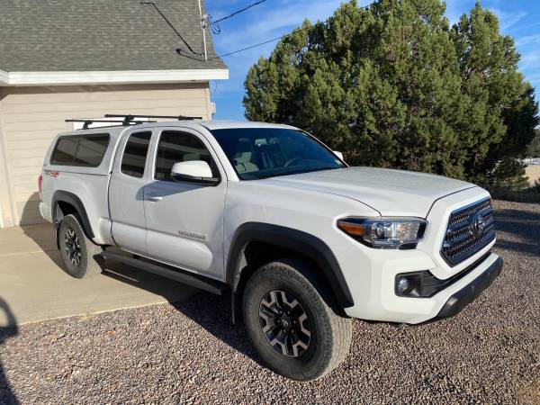 Toyota Tacoma 2016 - cars & trucks - by owner - vehicle automotive... for sale in Albuquerque, NM – photo 3