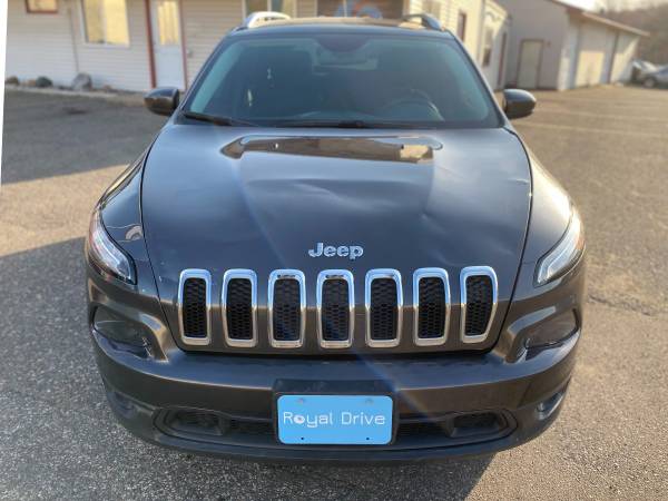 2016 Jeep Cherokee Latitude - Only 41k Miles! - - by for sale in Newport, MN – photo 2