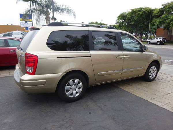 2007 Hyundai Entourage 1-OWNER LOCAL FAMILY MOVER! ALL CREDIT APPROVED for sale in Chula vista, CA – photo 8