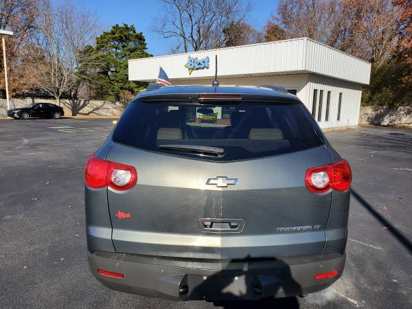 2011 Chevy Traverse $90 a week! - cars & trucks - by dealer -... for sale in Bentonville, AR – photo 4