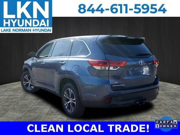 2017 Toyota Highlander XLE - - by dealer - vehicle for sale in Cornelius, NC – photo 3