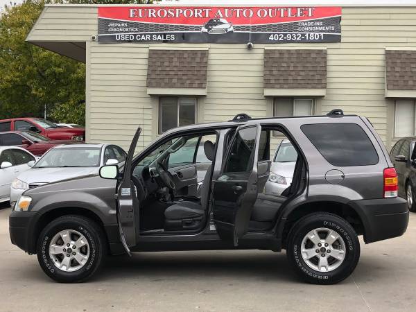 2006 FORD ESCAPE. 4X4.ONLY 136K.RUNS GREAT.FINANCING for sale in Omaha, NE – photo 23