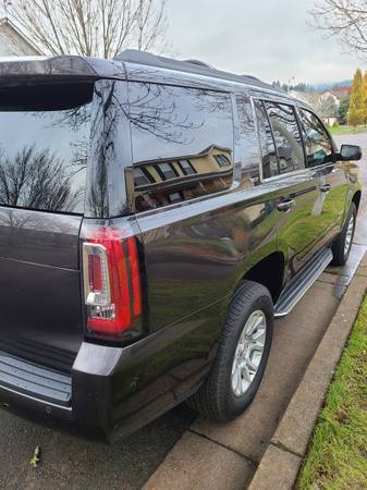 GMC Yukon SLT 2017 - cars & trucks - by owner - vehicle automotive... for sale in Newberg, OR – photo 6