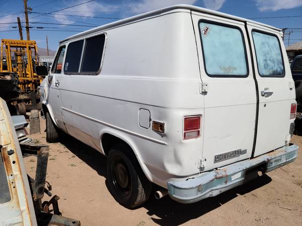 COOL! Chevy Short Van with Auto Opening Door and Wheelchair Lift! for sale in El Paso, TX – photo 6