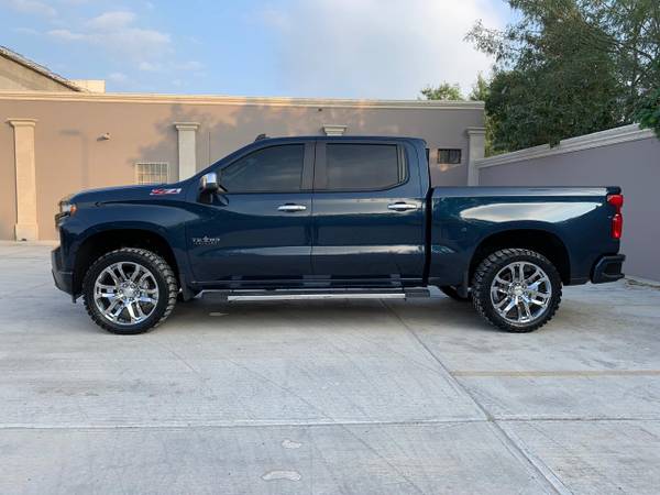 CHEVROLET SILVERADO 2019 4x4 - cars & trucks - by owner - vehicle... for sale in McAllen, TX – photo 6