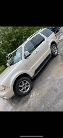2006 Lincoln Navigator for sale in Manchester, TN – photo 3
