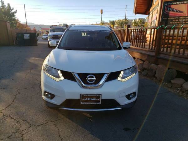 * * * 2014 Nissan Rogue SL Sport Utility 4D * * * - cars & trucks -... for sale in Santa Clara, UT – photo 2