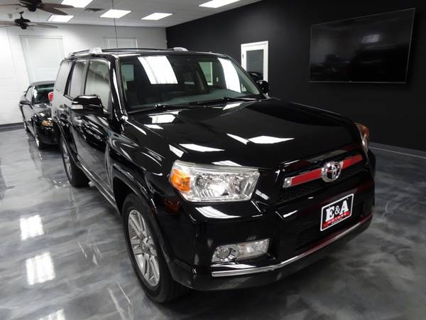 2013 Toyota 4Runner 4WD Limited - - by dealer for sale in Waterloo, WI – photo 2