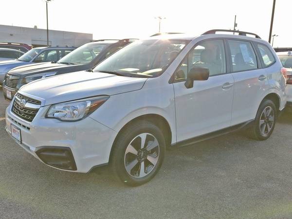 2018 Subaru Forester 2.5i Financing Options Available!!! - cars &... for sale in Libertyville, IL – photo 2