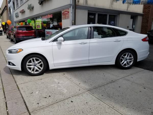 2015 *Ford* *Fusion* *4dr Sedan SE FWD* Oxford White for sale in Brooklyn, NY – photo 2