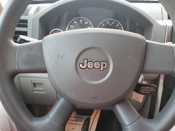 2008 JEEP LIBERTY SPORT 4WD,, Clean carfax for sale in Minneapolis, MN – photo 14
