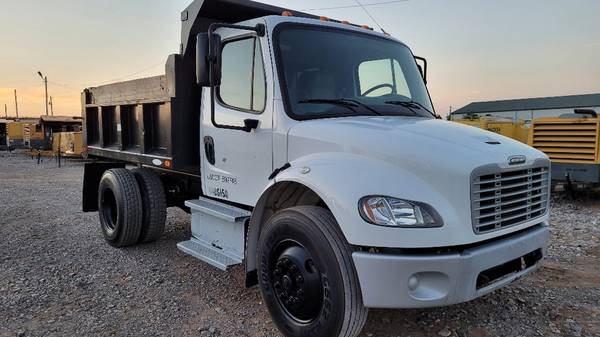 2013 Freightliner M2 10ft Dump Truck Automatic NON CDL HYD Brakes... for sale in Dallas, TX – photo 4