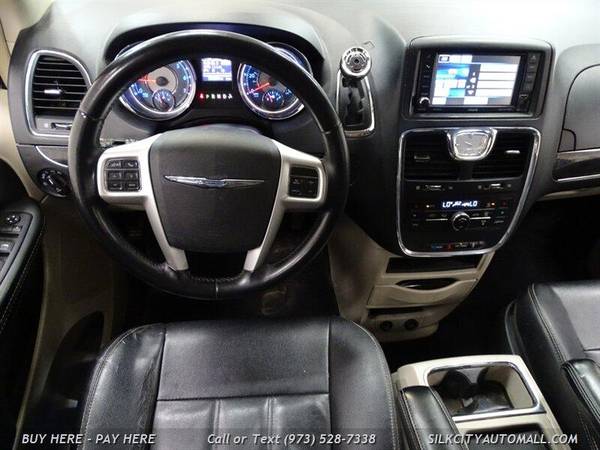 2015 Chrysler Town Country Touring Camera Leather Touring 4dr for sale in Paterson, CT – photo 18