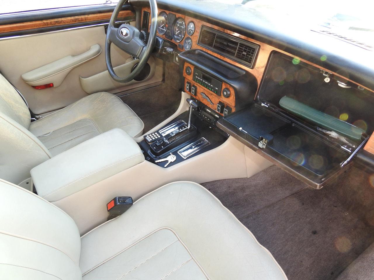 1983 Jaguar XJ6 for sale in O'Fallon, IL – photo 10