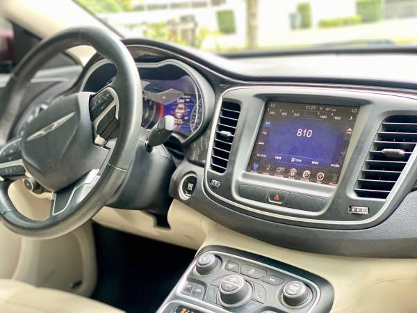 2015 CHRYSLER 200 - - by dealer - vehicle automotive for sale in Fort Lauderdale, FL – photo 23