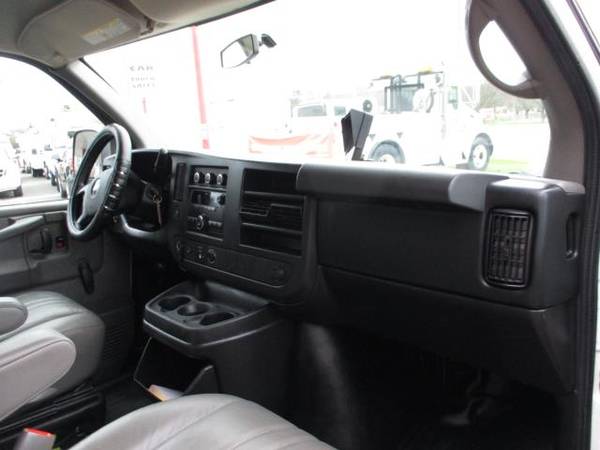 2014 Chevrolet Express Commercial Cutaway 3500 * 14 CUBE VAN, SIDE... for sale in south amboy, OH – photo 15