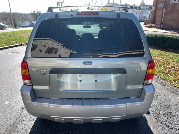 2007 FORD ESCAPE - XLT - 3.0L V6 - 4WD - GREAT MILES & RUNS GREAT!!... for sale in York, PA – photo 11