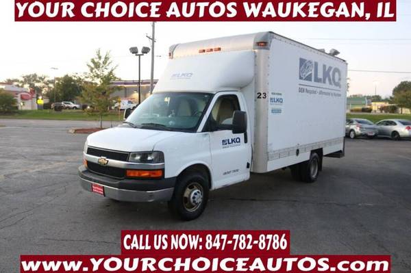 2006 ISUZU NPR 1OWNER BOX TRUCK HUGE CARGO SPACE GOOD TIRES 022431 -... for sale in Chicago, IL – photo 4