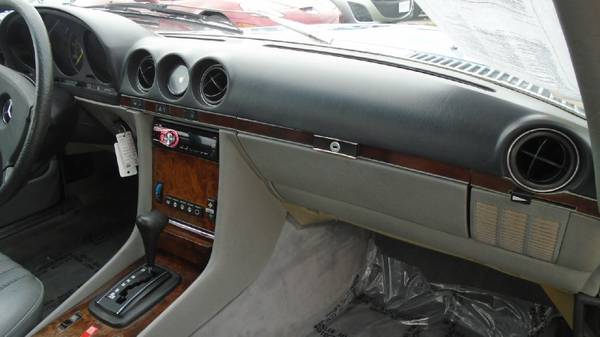 84 mercedes bens 380SL 1 owner car!! $9950 **Call Us Today For... for sale in Waterloo, IA – photo 7